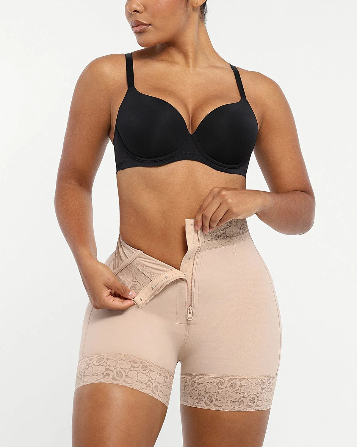 AirSlim® Mid-Rise Steel Boned Butt-Lifting Shorts